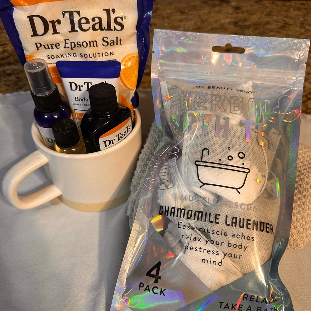 Dr Teal's Epsom Salt and Bath Tea Set - Orange and Lavender